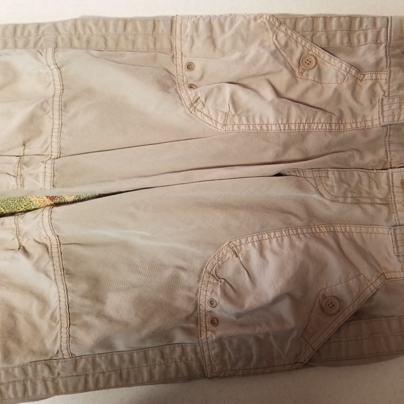 Abercrombie Capris - Size M - Picture 1 of 10
